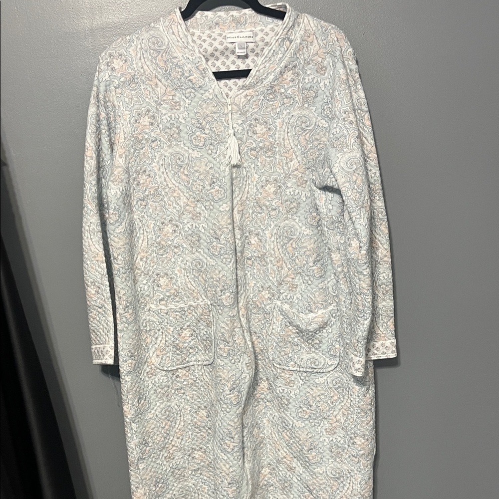 MISS ELAINE  Pastel Paisley Light Blue & Cream Pajama Robe